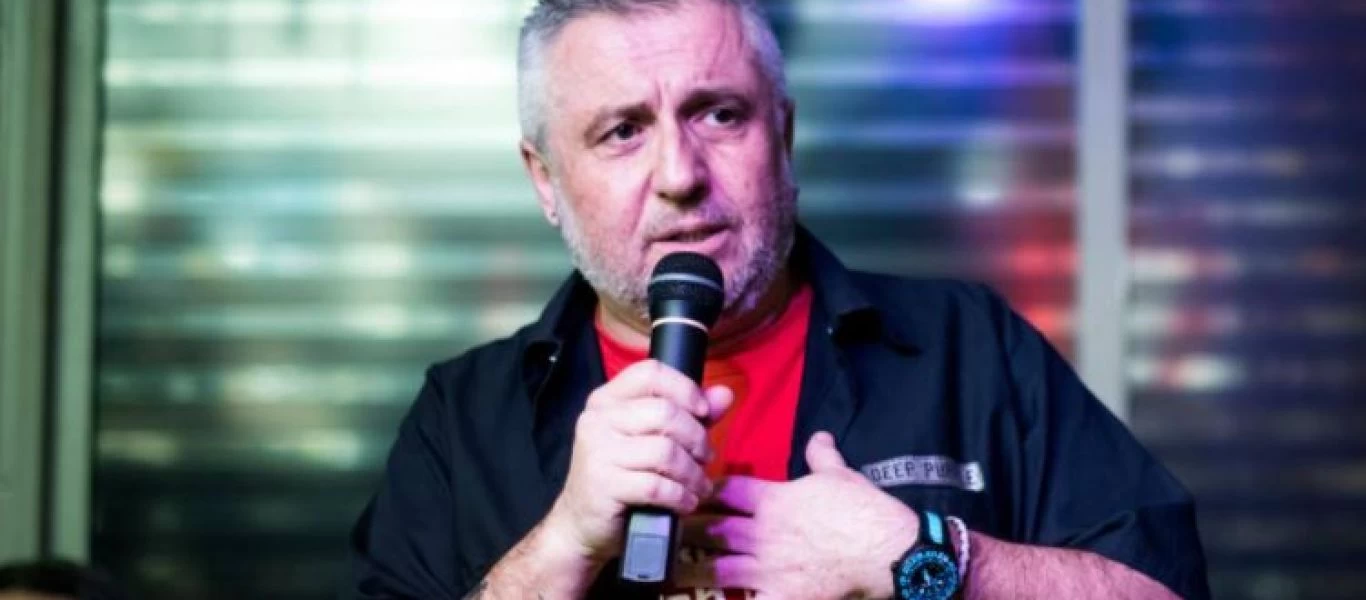 Στάθης Παναγιωτόπουλος: «Παρελθόν» τα σενάρια για το Μεξικό – Βόλτα με τον σκύλο του στην Θεσσαλονίκη